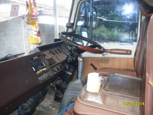 ขายรถ10ล้อดั้ม2เพลา hino 227 เครื่องแรงๆสภาพพร้อมใช้ ขายรถ10ล้อดั้ม2เพลา hino 227 เครื่องแรงๆสภาพพร้อมใช้