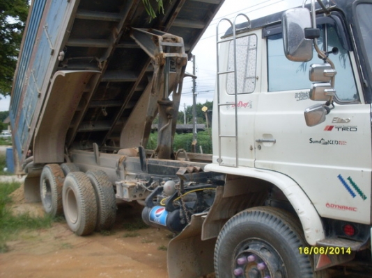 ขายรถ10ล้อดั้ม2เพลา hino 227 เครื่องแรงๆสภาพพร้อมใช้ ขายรถ10ล้อดั้ม2เพลา hino 227 เครื่องแรงๆสภาพพร้อมใช้