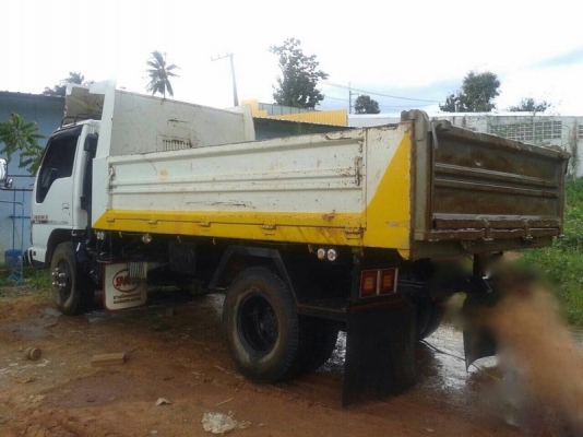 รถอีซูซุ 6 ล้อดั้ม NPR 130 แรงม้า ปี 50 สนใจติดต่อ 081 - 6079515 รถอีซูซุ 6 ล้อดั้ม NPR 130 แรงม้า ปี 50 สนใจติดต่อ 081 - 6079515