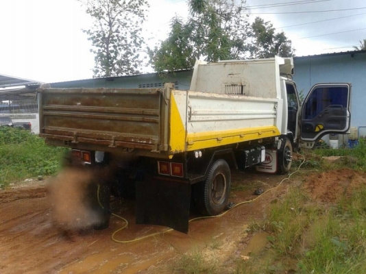 รถอีซูซุ 6 ล้อดั้ม NPR 130 แรงม้า ปี 50 สนใจติดต่อ 081 - 6079515 รถอีซูซุ 6 ล้อดั้ม NPR 130 แรงม้า ปี 50 สนใจติดต่อ 081 - 6079515