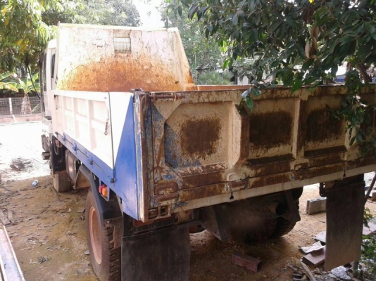 รถอีซูซุ 6 ล้อดั้ม ( จีก้า ) 195 แรงม้า. ปี 54 ( รถประกอบ ) สนใจติดต่อ 081 - 6079515 รถอีซูซุ 6 ล้อดั้ม ( จีก้า ) 195 แรงม้า. ปี 54 ( รถประกอบ ) สนใจติดต่อ 081 - 6079515