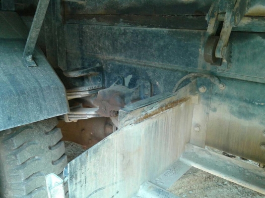 รถอีซูซุ 6 ล้อดั้ม ( จีก้า ) 195 แรงม้า. ปี 54 ( รถประกอบ ) สนใจติดต่อ 081 - 6079515 รถอีซูซุ 6 ล้อดั้ม ( จีก้า ) 195 แรงม้า. ปี 54 ( รถประกอบ ) สนใจติดต่อ 081 - 6079515