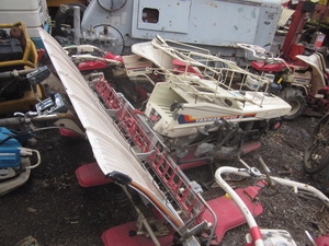 ขาย - รถปลูกข้าว ดำนา YANMAR : AP 60 แบบเดินตาม 6 แถว มือสองญี่ปุ่น สภาพสวย เครื่องดี ขาย - รถปลูกข้าว ดำนา YANMAR : AP 60 แบบเดินตาม 6 แถว มือสองญี่ปุ่น สภาพสวย เครื่องดี