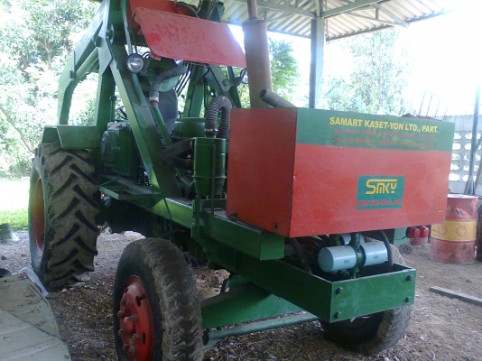 รถคีบหลัง ฟอร์ด 6610 เกียร์ทอร์ค สามารถเกษตรยนต์ มีทะเบียน