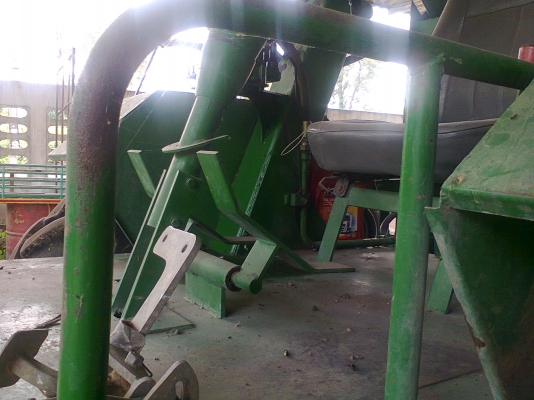 รถคีบหลัง ฟอร์ด 6610 เกียร์ทอร์ค สามารถเกษตรยนต์ มีทะเบียน