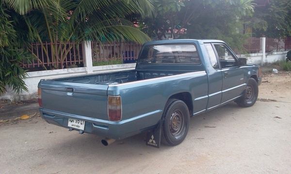 ขายกะบะ L200 แอโร่บอดี้  รถสวยบางๆ  เอกสารพร้อมโอน  พร้อมส่งทั่วไทย