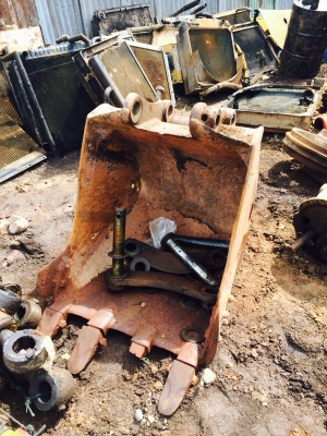 ขายด่วนบุ้งกี้ 120 พร้อมชุดสลักและพร้อมตัวเอชและแขนข้าง