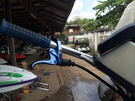 เจ็ทสกียืน คาวา 550