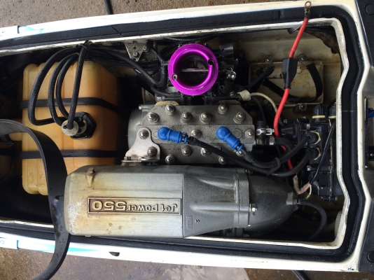 เจ็ทสกียืน คาวา 550