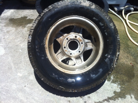 ขายล้อแม็ก ขอบ15 ไว้เป็นล้ออะไหล่ 500 บาท ขายล้อแม็ก ขอบ15 ไว้เป็นล้ออะไหล่ 500 บาท