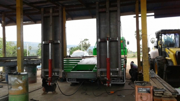ขายหางเทเลอร์  ต่อใหม่  บรรทุกรถแม็คโคร  200-320