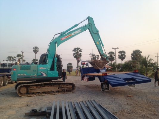 ขายหางเทเลอร์  ต่อใหม่  บรรทุกรถแม็คโคร  200-320