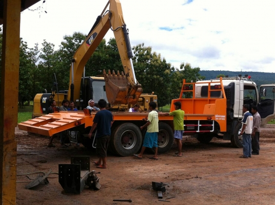 ขายหางเทเลอร์  ต่อใหม่  บรรทุกรถแม็คโคร  200-320