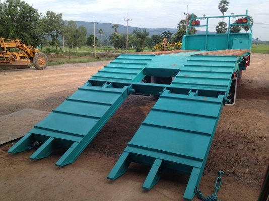 ขายหางเทเลอร์  ต่อใหม่  บรรทุกรถแม็คโคร  200-320