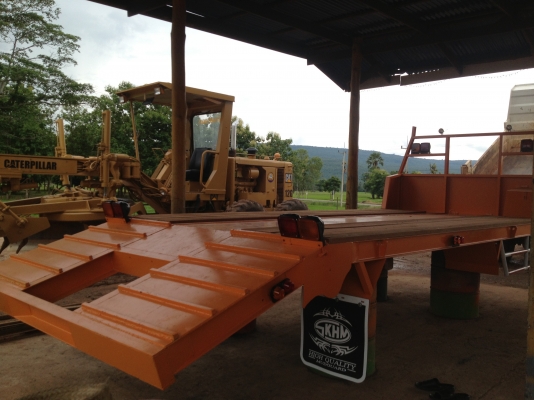 ขายหางเทเลอร์  ต่อใหม่  บรรทุกรถแม็คโคร  200-320