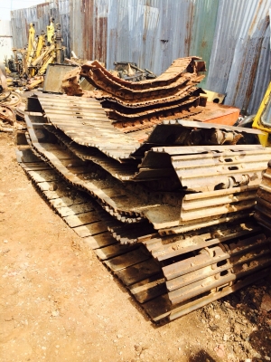 ขายเหมา โซ่ 3คู่ มี 200 2คู่ และ 120 1 คู่ครับ