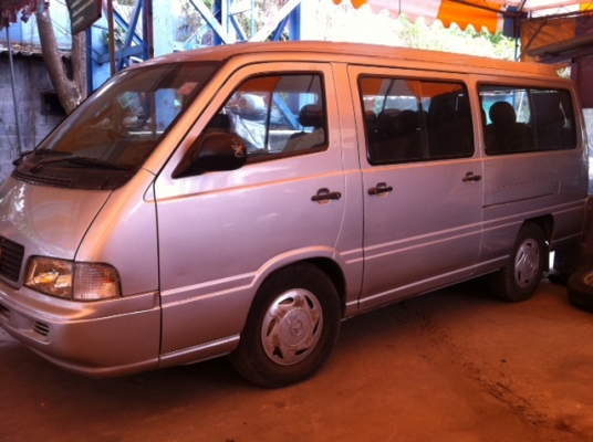 BENZ MB 100 ดีเซล 2.9 เกียร์ธรรมดา รถสวยเดิมขายถูกด่วน โทร 0957083804