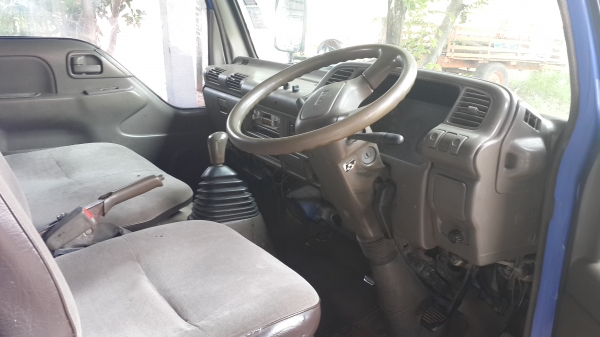 ขายด่วนISUZU 4ล้อเล็ก100แรงปี47จัดแนนท์ได้สูงสภาพดีมากพร้อมใช้ในเมืองไม่ติดเวลาราคาโทร0843923995