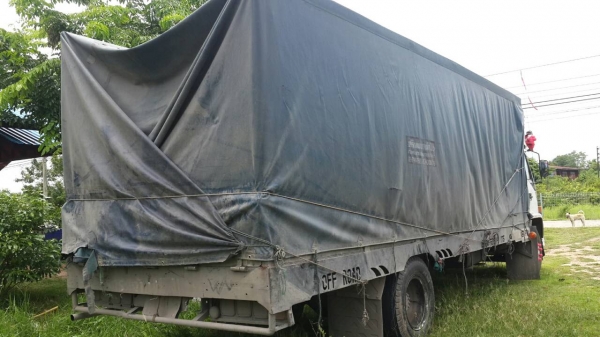 ขายรถ6ล้อยาว 7.20 เมตร อีซูซุ FTRร็อคกี้ 6BD1 แชชซีสวย เครื่องดีเอกสารเล่มทะเบียนพร้อมโอน สภาพเดิมๆ ขายรถ6ล้อยาว 7.20 เมตร อีซูซุ FTRร็อคกี้ 6BD1 แชชซีสวย เครื่องดีเอกสารเล่มทะเบียนพร้อมโอน สภาพเดิมๆ