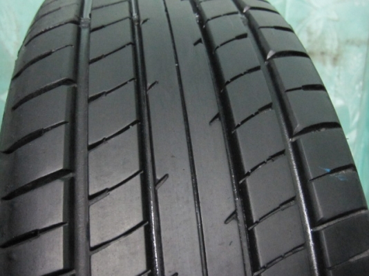 ขายล้อแม็ก Mitsubishi Attrage พร้อมยางขอบ 15 สภาพใหม่ๆ