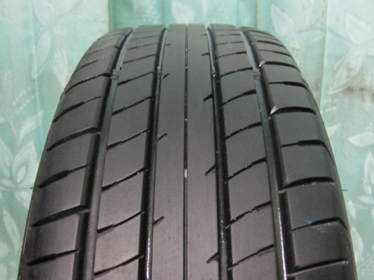 ขายล้อแม็ก Mitsubishi Attrage พร้อมยางขอบ 15 สภาพใหม่ๆ