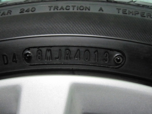 ขายล้อแม็ก Mitsubishi Attrage พร้อมยางขอบ 15 สภาพใหม่ๆ