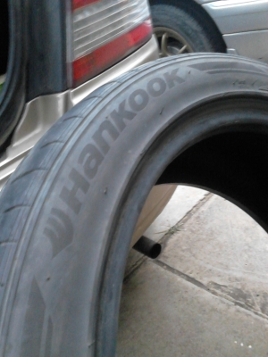 215/45R17 HANKOOK VENTUS V12 EVO ปี2011 มี 1 เส้น สวย หนา ไม่มีปะ TEL.081-427-3941 215/45R17 HANKOOK VENTUS V12 EVO ปี2011 มี 1 เส้น สวย หนา ไม่มีปะ TEL.081-427-3941