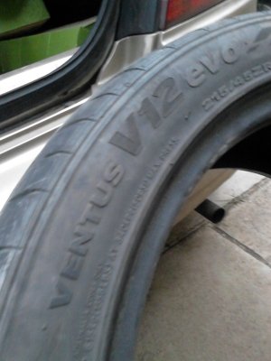 215/45R17 HANKOOK VENTUS V12 EVO ปี2011 มี 1 เส้น สวย หนา ไม่มีปะ TEL.081-427-3941 215/45R17 HANKOOK VENTUS V12 EVO ปี2011 มี 1 เส้น สวย หนา ไม่มีปะ TEL.081-427-3941