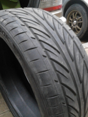 215/45R17 HANKOOK VENTUS V12 EVO ปี2011 มี 1 เส้น  สวย หนา ไม่มีปะ  TEL.081-427-3941