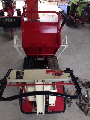 รถแทกเดินตาม