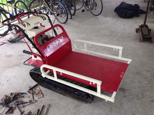 รถแทกเดินตาม