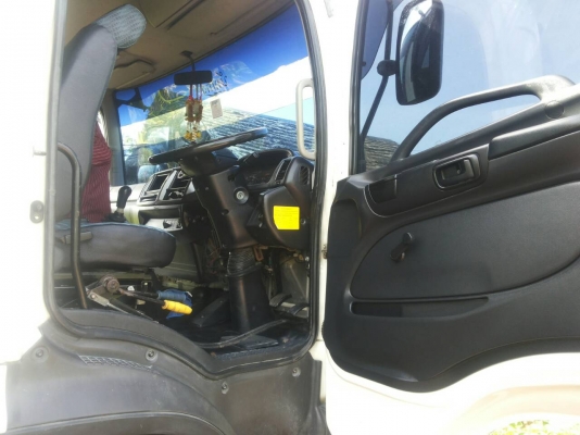 ขายถูก   รถบรรทุก 10 ล้อ  HINO  MEGA  FM2P