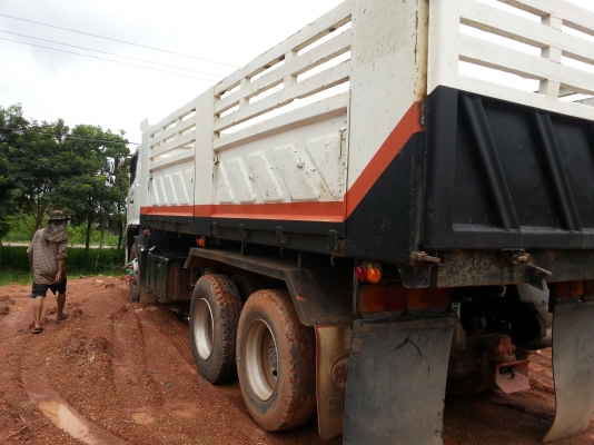 ขายถูก   รถบรรทุก 10 ล้อ  HINO  MEGA  FM2P