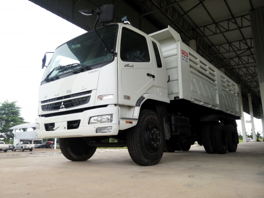 ขายดาวน์รถใหม่ป้ายแดง รถบรรทุก 10 ล้อดัมพ์เดี่ยว มิตซูบิชิ ยูโรทรี FN62FM1 RDH1 240 แรงม้า ดาวน์ 15\% แถมประกันชั้น 1 ฟรี ขายดาวน์ 387000 ราคารถ 2580000