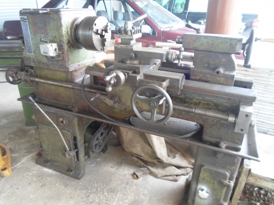 แท่นกลึง 4 ฟุต กลึงเกลียวได้ คอม้าถอดได้ ราคาน่าจับจองแค่ 36,000