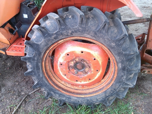 คูโบต้า L1802 dt m คูโบต้า L1802 dt m