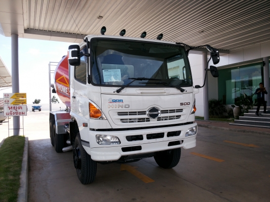 ขายดาวน์ รถโม่ปูน 10 ล้อ HINO 330แรง PTO โม่LIEBHERR (มาตรฐานเยอรมัน) ใส่ได้ 7-8 คิว รถศูนย์