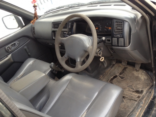 MITSUBISHI, L200 STRADA 2.5 SINGLE CAB ปี2544-2001 เกียร์ธรรมดา เพาลอย เอลถ้าไม่เอาเพาลดให้2หมื่น