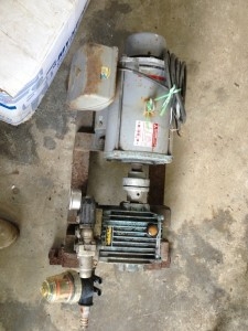 เครื่องฉีดน้ำแรงดันสูงมอเตอร์มิสซู 3 แรงสภาพเดิมๆครับพร้อมใช้ครับงานนอกครับมอเตอร์ขนาด 3  แรงมิสซูครับราคานี้คุ้มมากครับ