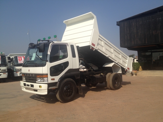 ขายถูก FUSO FIGTHER หัว 628 เครื่อง 185 แรงม้า กระบะดั้มพ์ดิน ยาว 3.80 เมตร กว้าง 2.25 เมตร สูง 80 ซม ยาง 900 ขอบ 20 ทำใหม่ทั้งคันพร้อมใช้งานครับ