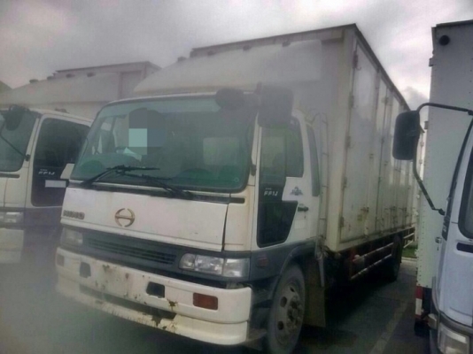 รถฮีโน่ 6 ล้อ ตู้แห้ง FF1J 220 แรงม้า. ปี 45 - 46 ( มีขาย 7 คัน ) สนใจติดต่อ 081 - 6079515 รถฮีโน่ 6 ล้อ ตู้แห้ง FF1J 220 แรงม้า. ปี 45 - 46 ( มีขาย 7 คัน ) สนใจติดต่อ 081 - 6079515