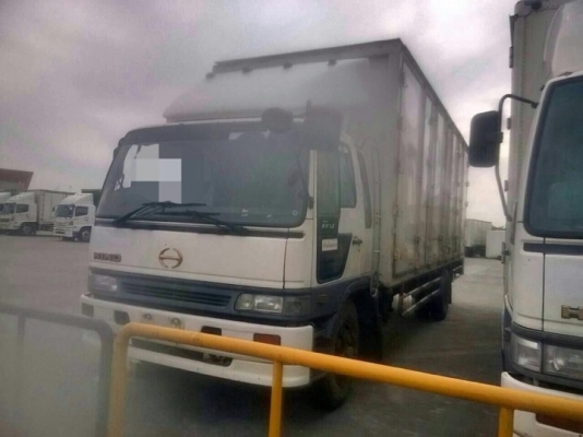 รถฮีโน่ 6 ล้อ ตู้แห้ง FF1J 220 แรงม้า. ปี 45 - 46 ( มีขาย 7 คัน ) สนใจติดต่อ 081 - 6079515 รถฮีโน่ 6 ล้อ ตู้แห้ง FF1J 220 แรงม้า. ปี 45 - 46 ( มีขาย 7 คัน ) สนใจติดต่อ 081 - 6079515