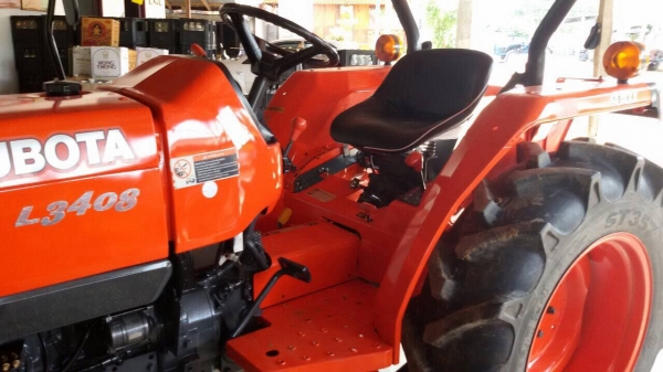 ปัญญาแทรคเตอร์มาแล้ว...จัดมาให้ครับ คูโบต้า L3408 ตัวเปล่า ติดใบมีดใหม่ เพิ่ม 36,000บาท จัดส่ง อ.เถิน จ.ลำปาง