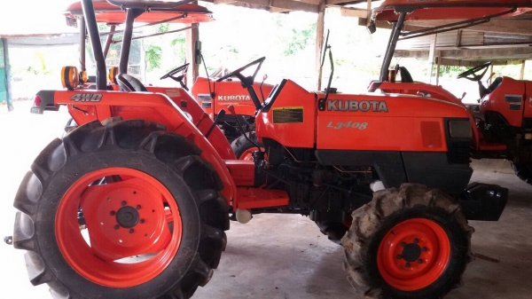 ปัญญาแทรคเตอร์มาแล้ว...จัดมาให้ครับ คูโบต้า L3408 ตัวเปล่า ติดใบมีดใหม่ เพิ่ม 36,000บาท จัดส่ง อ.เถิน จ.ลำปาง