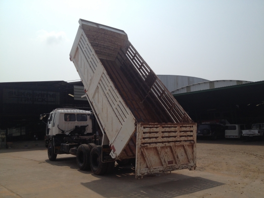 ขาย HINO สิงห์ไฮเทค 10 ล้อ 2 เพลาดั้มพ์ดิน เครื่อง K13D 260 แรงม้าระบบน้ำมัน กระบะยาว 6 เมตร สูง 1.50 เมตร กว้าง 2.50 เมตร ยาง 1000 ขอบ 20 พร้อมทะเบียนครับ ขาย HINO สิงห์ไฮเทค 10 ล้อ 2 เพลาดั้มพ์ดิน เครื่อง K13D 260 แรงม้าระบบน้ำมัน กระบะยาว 6 เมตร สูง 1.50 เมตร กว้าง 2.50 เมตร ยาง 1000 ขอบ 20 พร้อมทะเบียนครับ