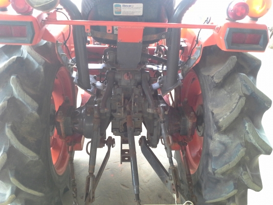 ขายแทรกเตอร์ L2605 พร้อมเล่มทะเบียน