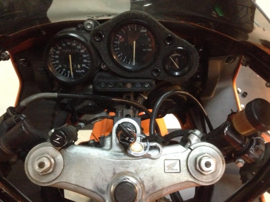 cbr900inv. สเปกยุโลป ปี97 สภาพสวยมาก เครื่องแน่นๆ