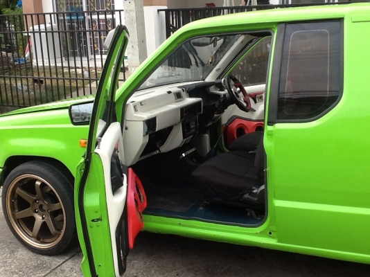 L200 แค้ป ซิ่งๆๆ