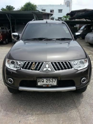 Mitsubishi pajero Mitsubishi pajero