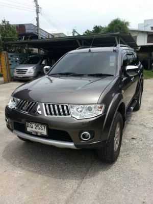 Mitsubishi pajero Mitsubishi pajero